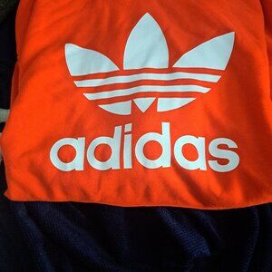 Mens medium. New addidas sweatshirt red